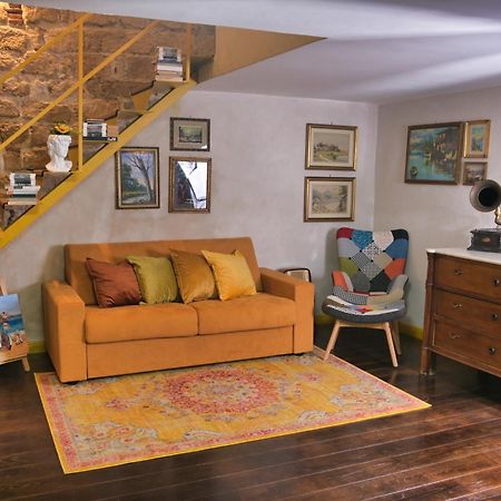 Carlito'S House- Un'Intera Casa Al Centro Storico Apartment Наполи Екстериор снимка