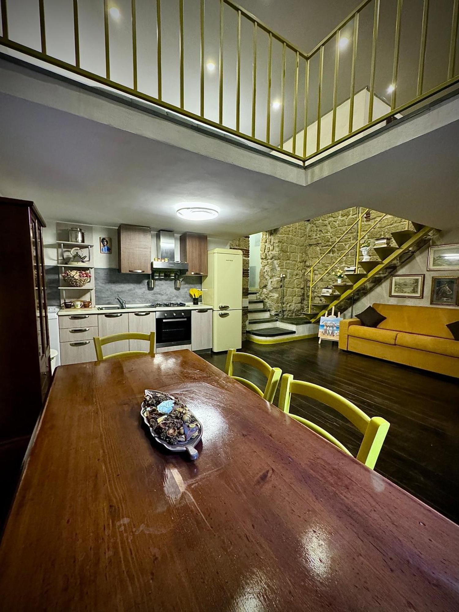 Carlito'S House- Un'Intera Casa Al Centro Storico Apartment Наполи Екстериор снимка